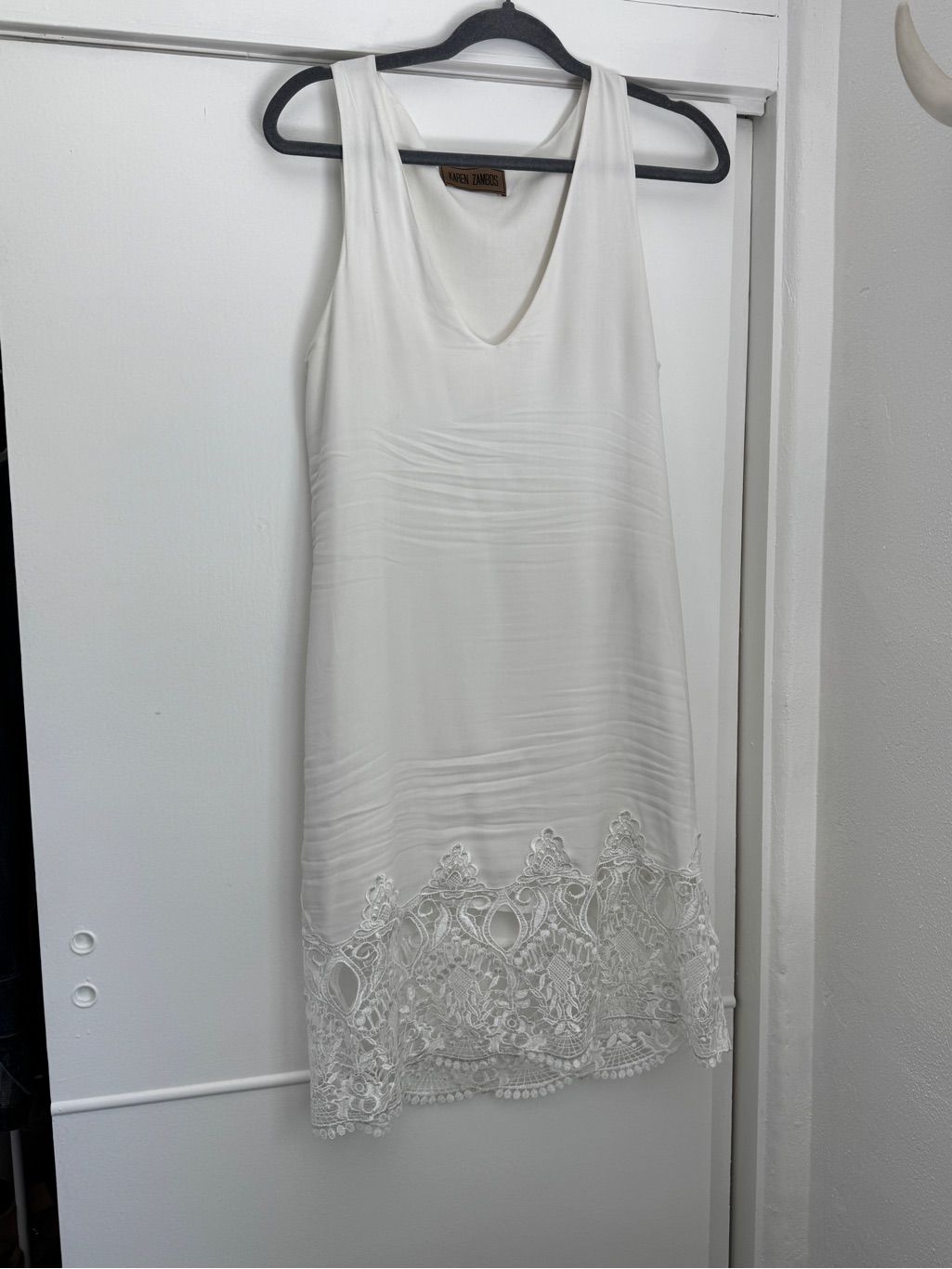 Karen Zambos Cream Lace-Hem Sleeveless Mini Dress